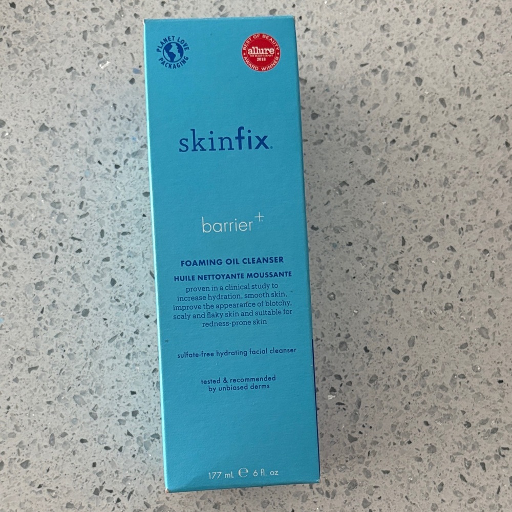 Barrier+ Foaming Oil Cleanser - Blue